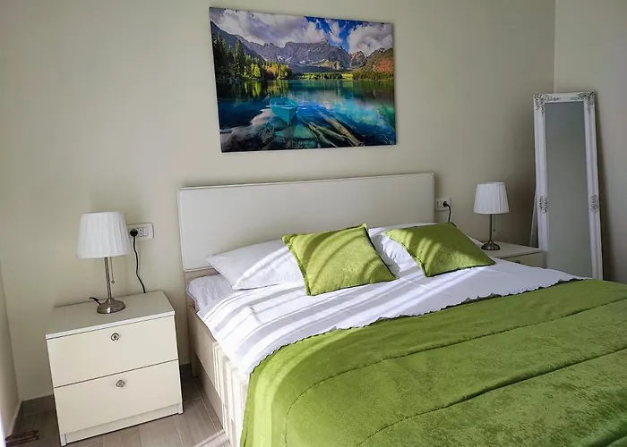 Luxury Apartment Pape